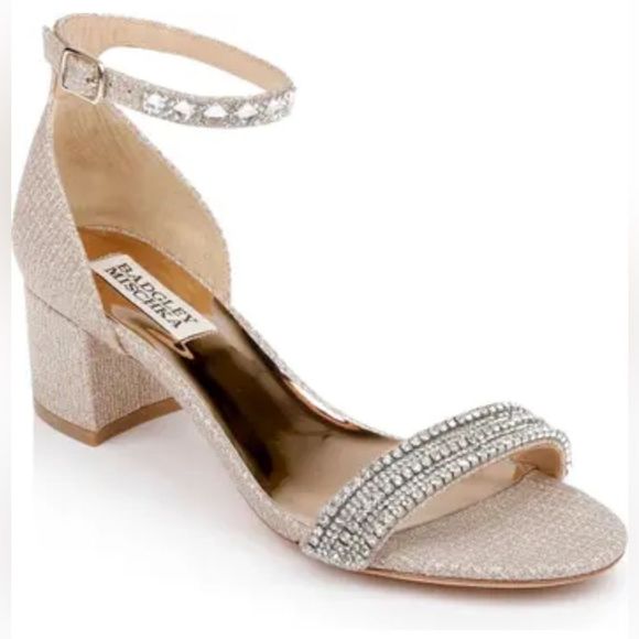 BADGLEY MISCHKA COLLECTION LOW BLOCK HEEL SANDLE FOOT STRAP ANKLE STRAP BUCKLE 9 - Picture 1 of 14